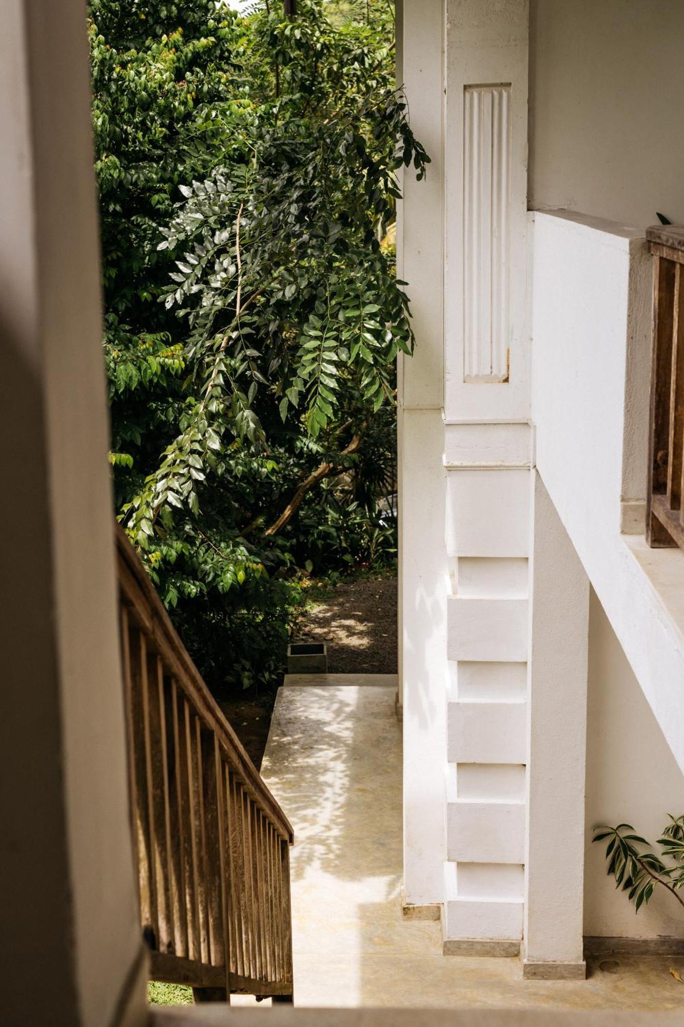Watu House Hotel Dikwella Bagian luar foto